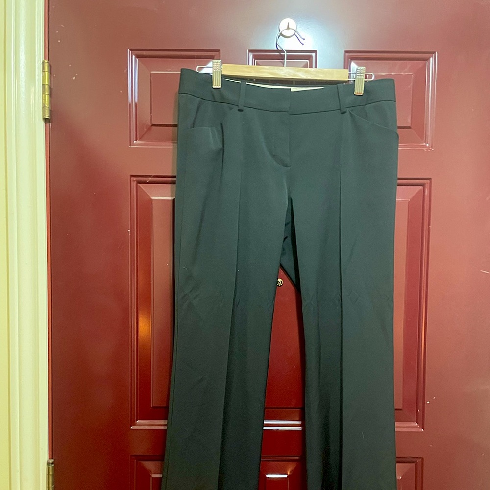 Theory black straight leg pants size 8